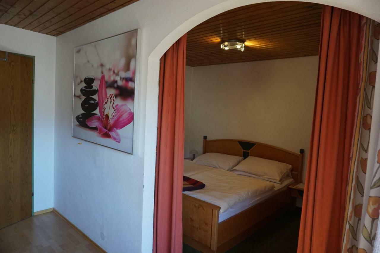 Haus Waldblick Apartment Weissensee Ngoại thất bức ảnh