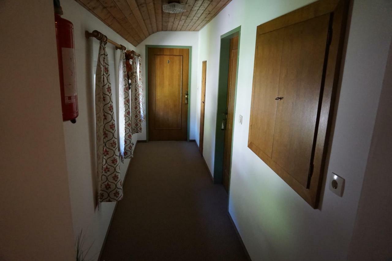 Haus Waldblick Apartment Weissensee Ngoại thất bức ảnh