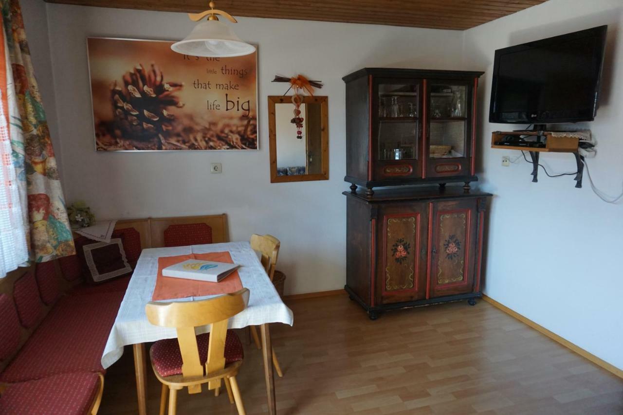 Haus Waldblick Apartment Weissensee Ngoại thất bức ảnh