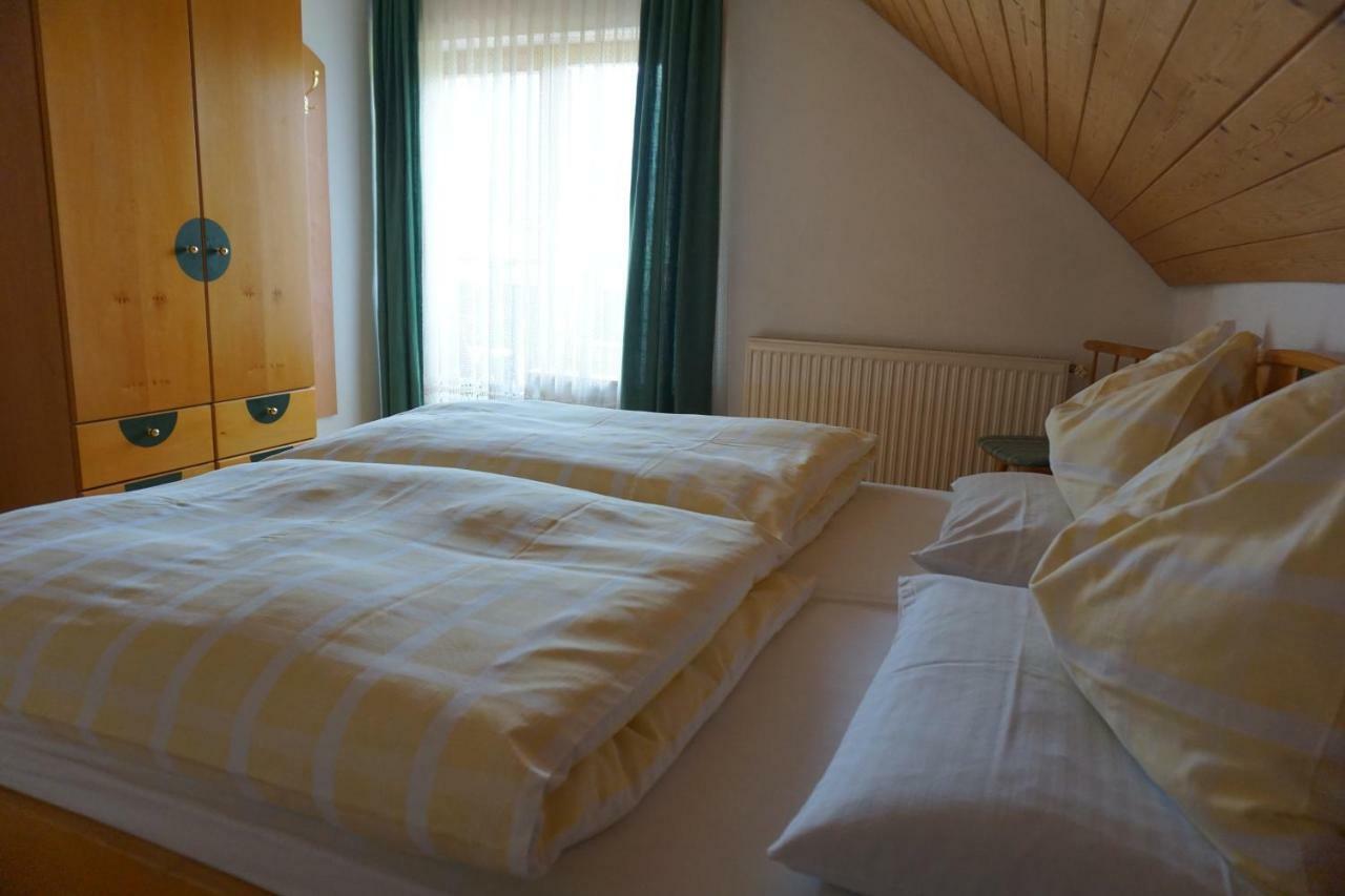 Haus Waldblick Apartment Weissensee Ngoại thất bức ảnh