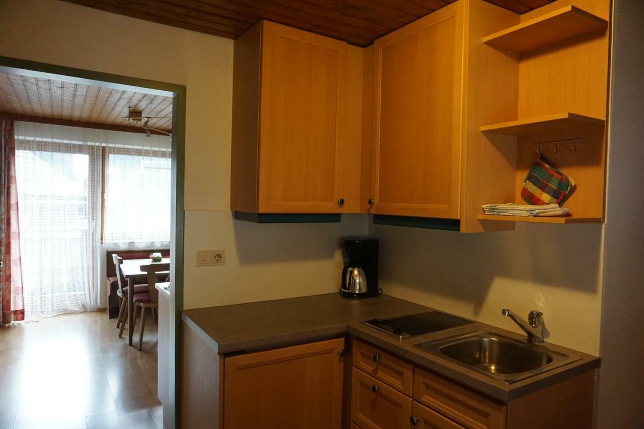Haus Waldblick Apartment Weissensee Ngoại thất bức ảnh
