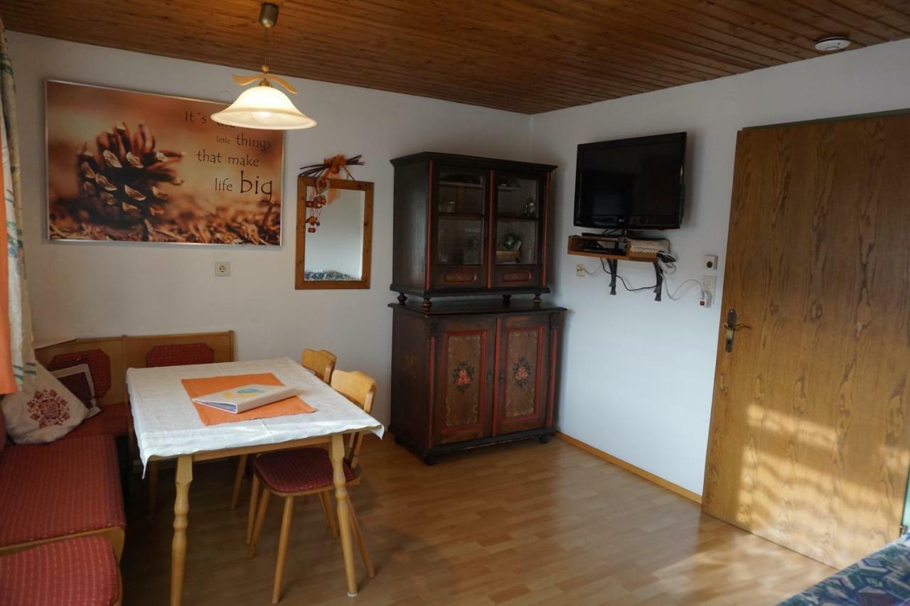 Haus Waldblick Apartment Weissensee Ngoại thất bức ảnh